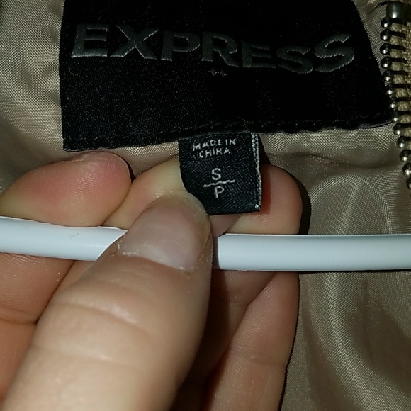 Jacket - Picture 2 of 4